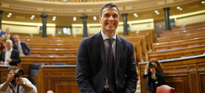 «Πέδρο, βάλε πλάτη για το χρέος» -Τηλεφωνική επικοινωνία Τσίπρα με τον νέο Ισπανό πρωθυπουργό